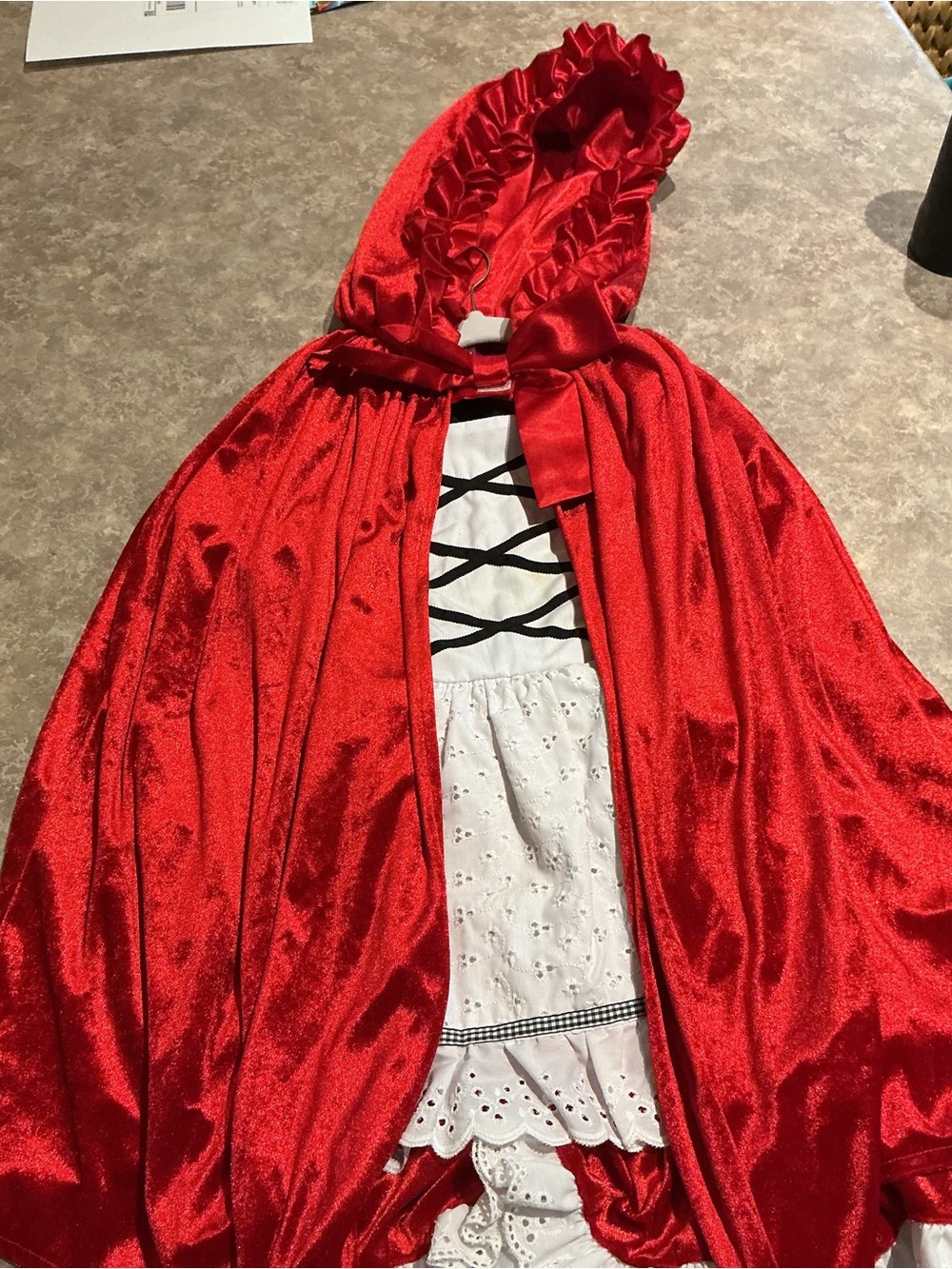 Red Little Red Riding Hood Girls' Costume with White Apron & Coat/Cap - Picture 7 of 15